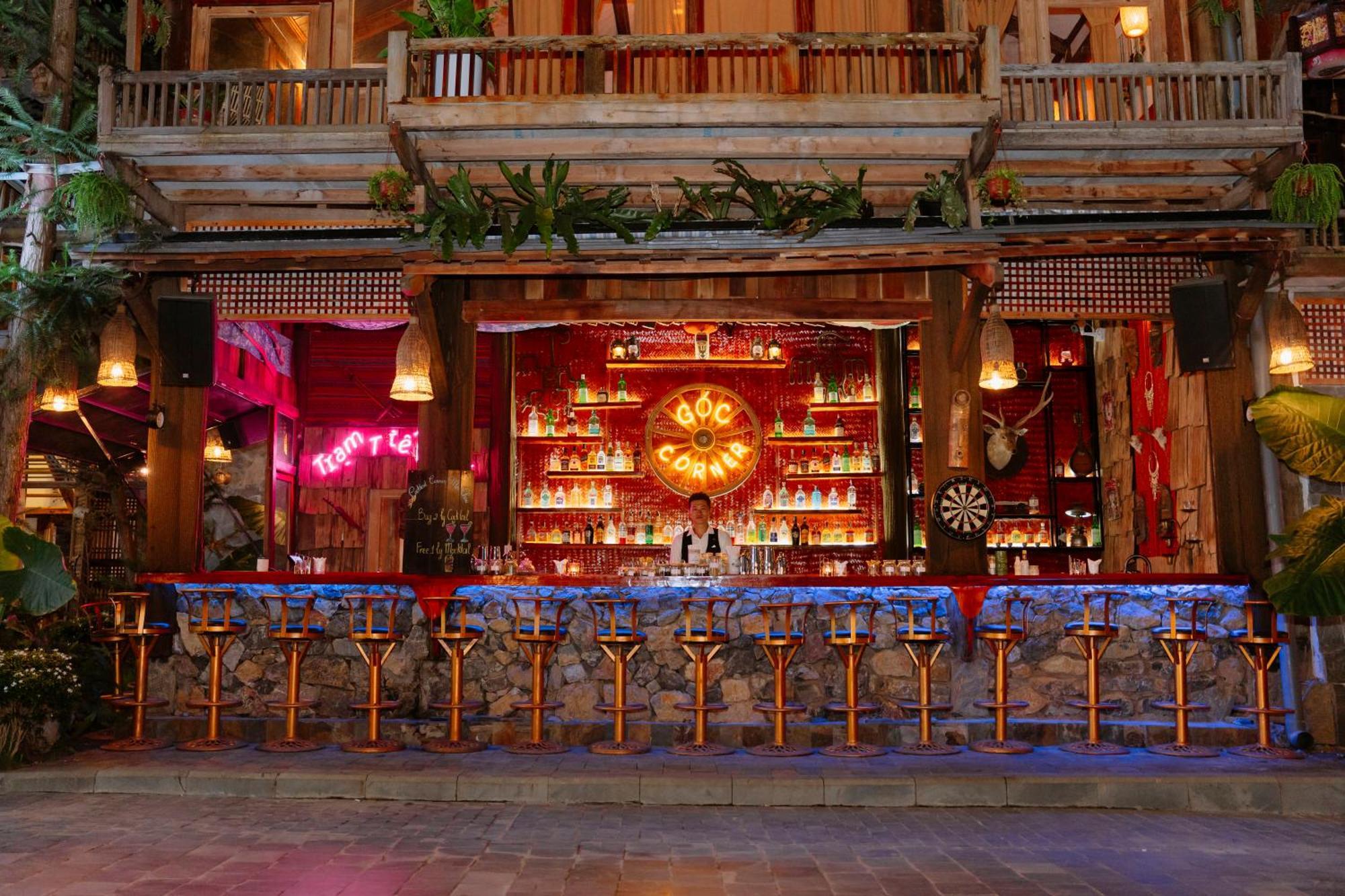 Goc Homestay & Cocktail Bar In Moc Chau Night Market Екстериор снимка